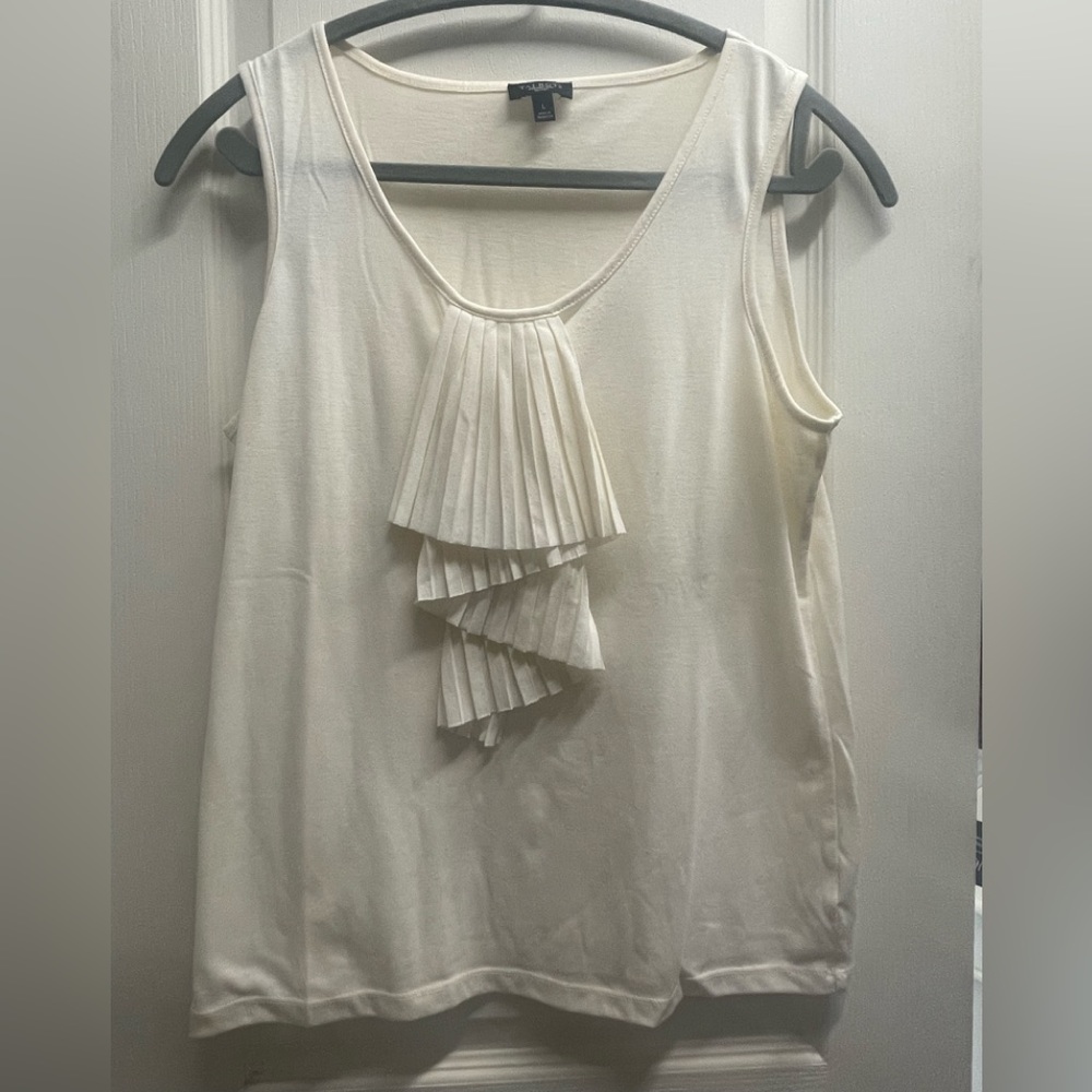 Ivory accordion tank